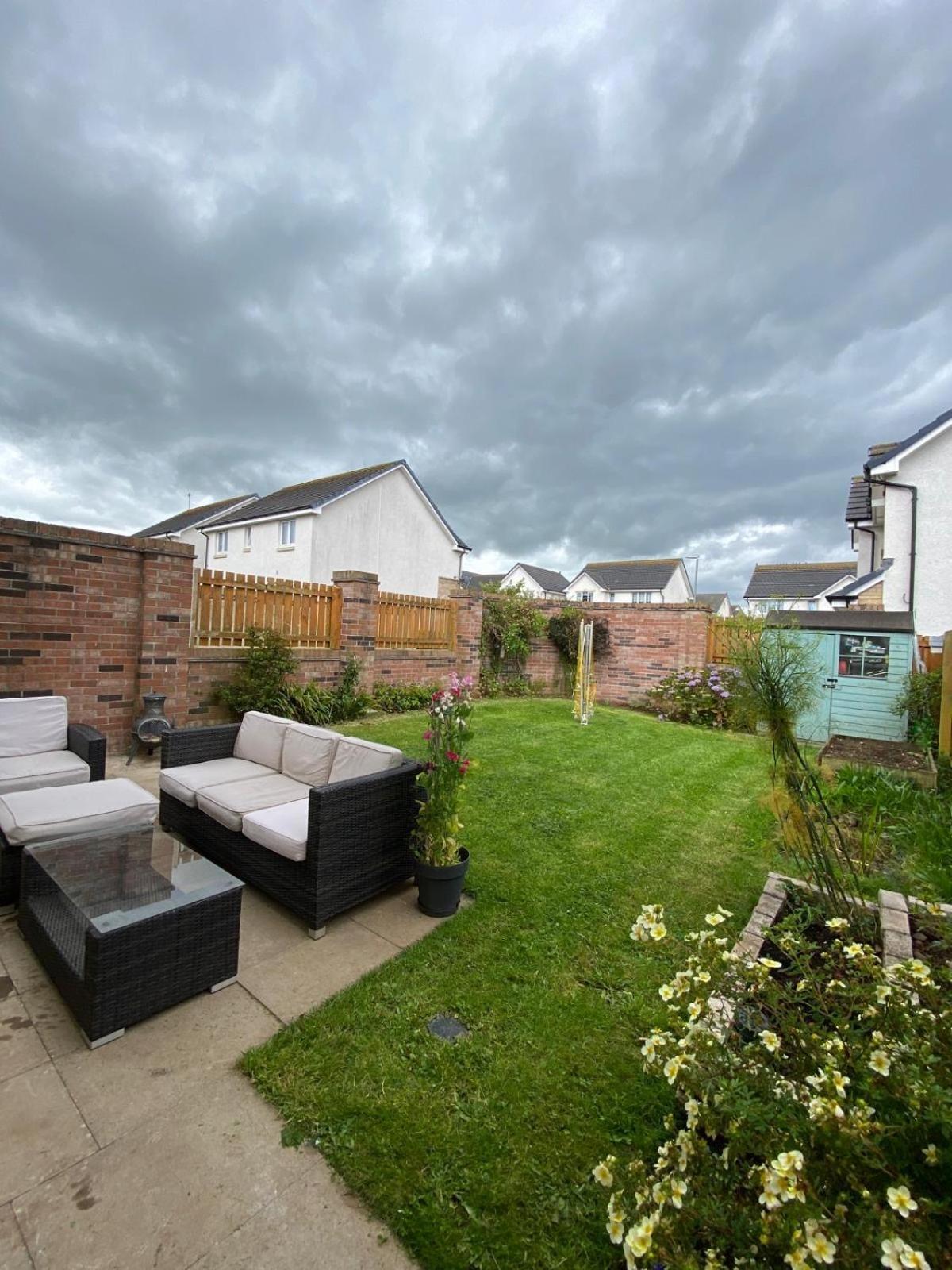 3 Bedroom Home In Troon Loans Exterior photo